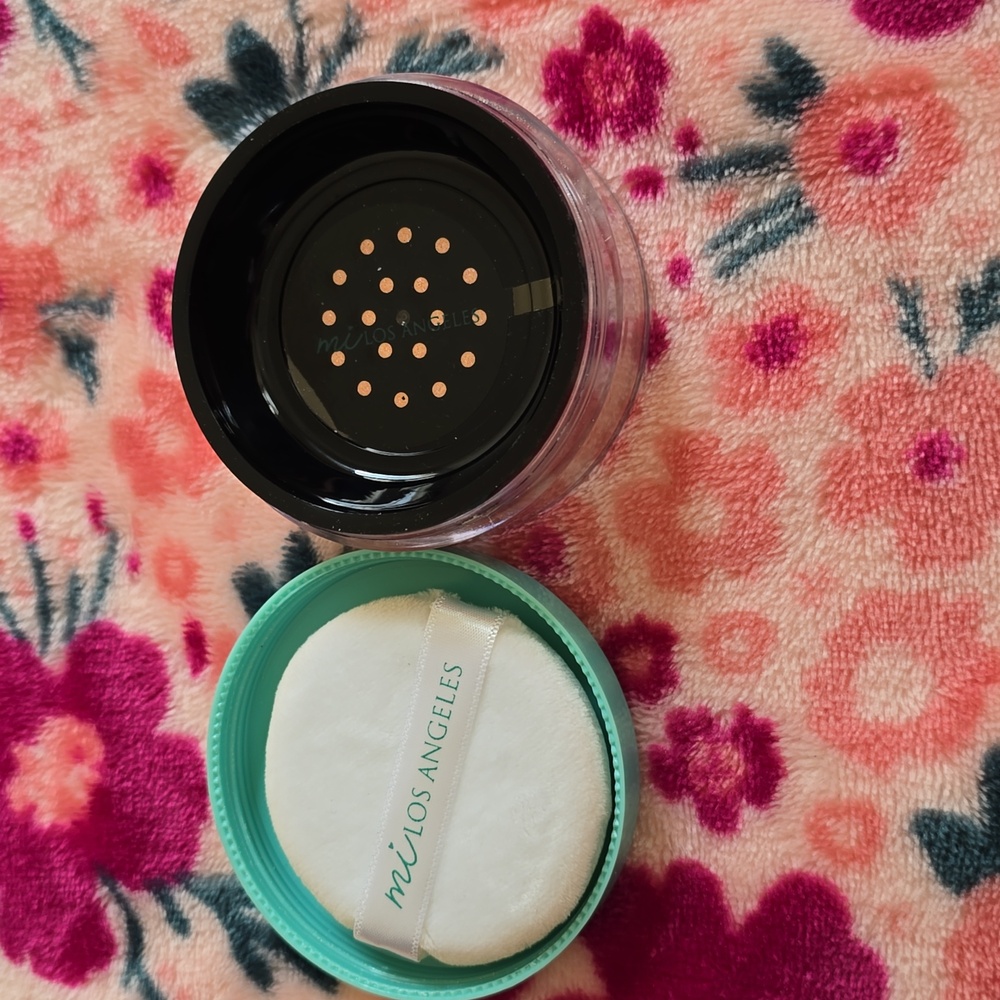 Mi Los Angeles Shimmy Shimmy Rose Gold Loose Highlighter - Picture 4 of 4